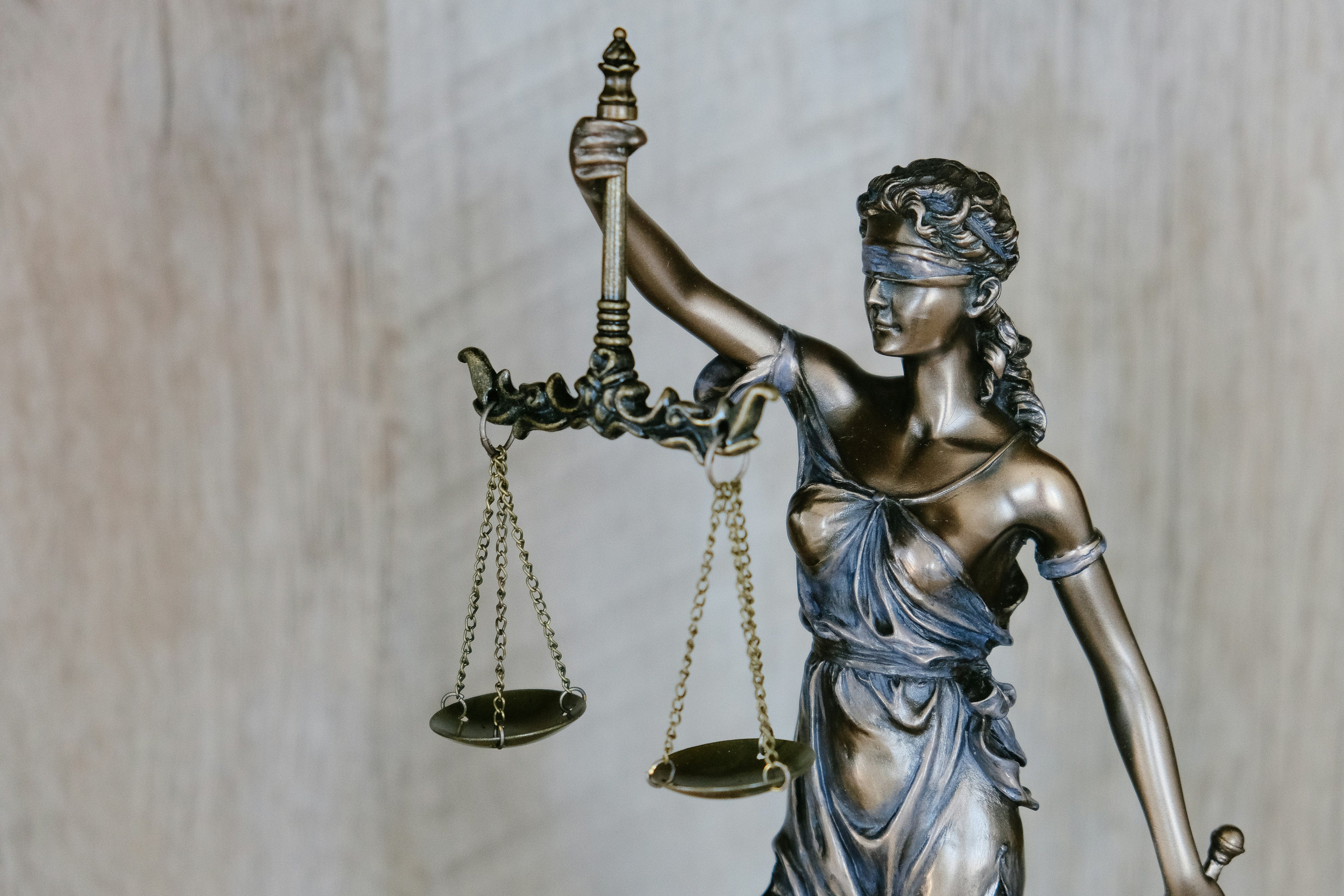 L’autorité judiciaire : définition, rôle et spécificité en droit français